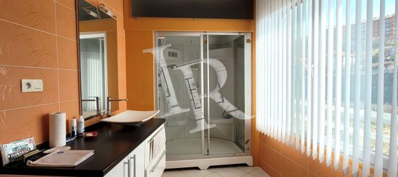 5 bedrooms Apartment in Le Puy-en-Velay, France No. 206077 9