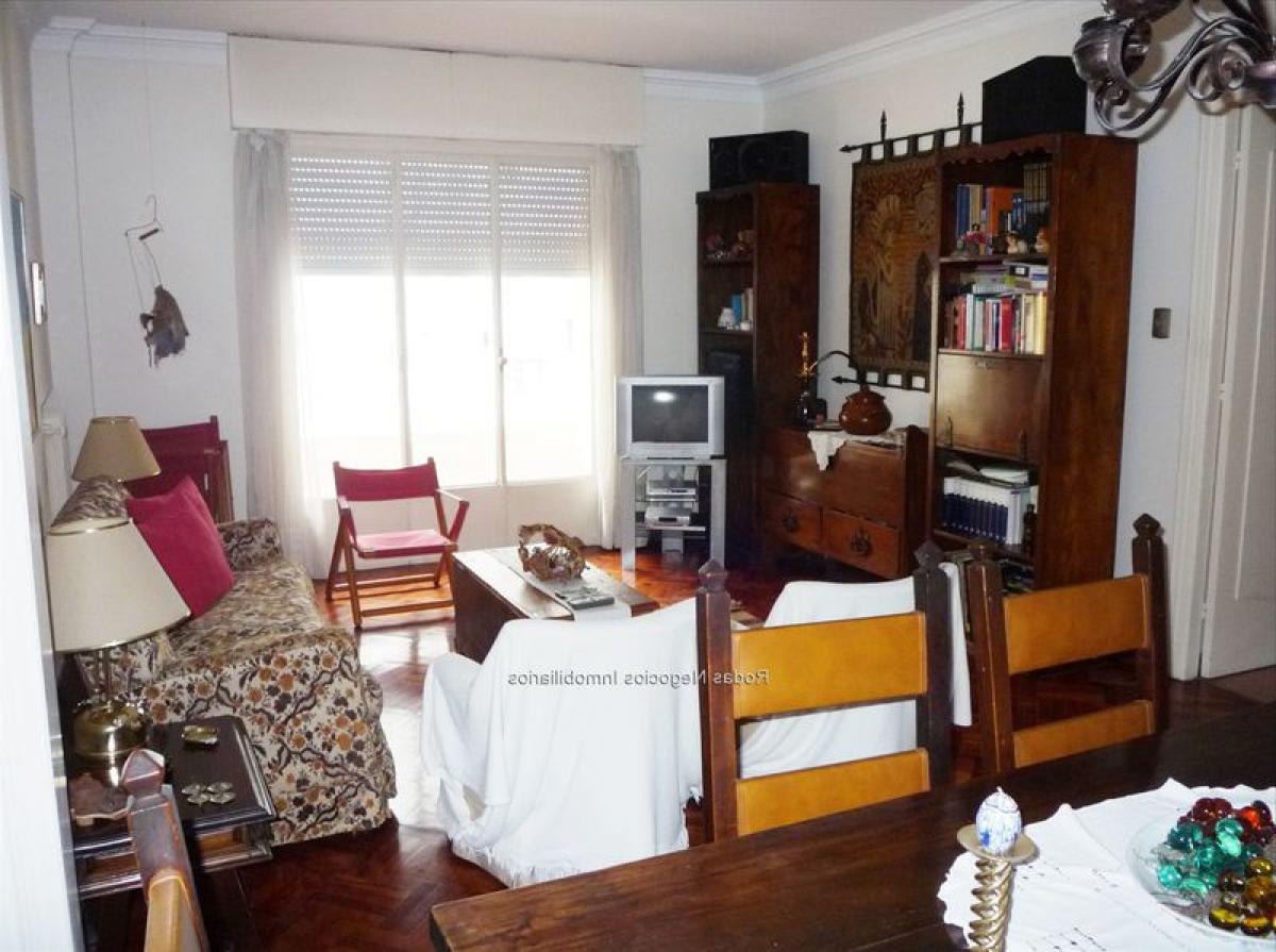 Квартира с 3 спальнями в Монтевидео, Уругвай № 1822