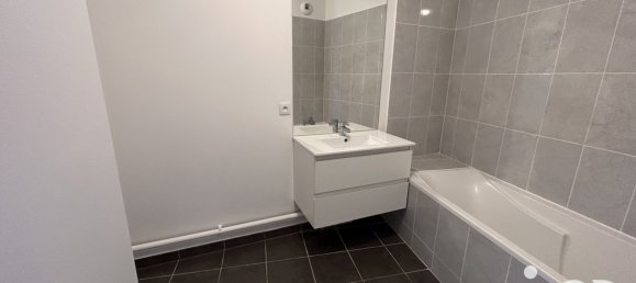 2 bedrooms Apartment in Saint-Ouen-l'Aumone, France No. 348016 6