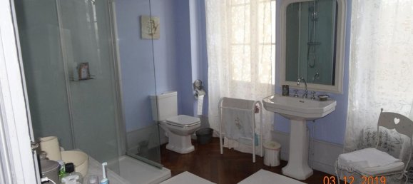 Замки и поместья с 7 спальнями в Шарресе, Франция № 50696 16