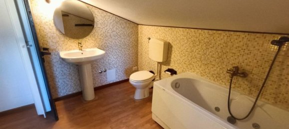 6 bedrooms Duplex in Conselice, Italy No. 362512 37