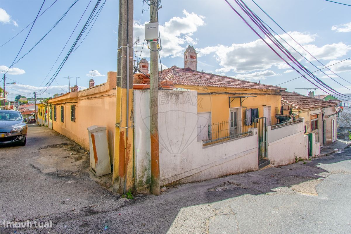 9 غرف نوم بناية في Loures, Portugal رقم 235944