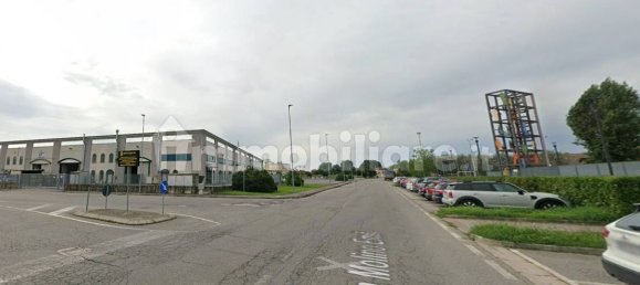 981m² Warehouse in Maclodio, Italy No. 270103 3