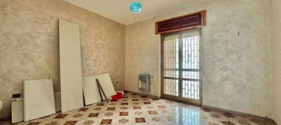 3-salle Appartement à Naples, Italy No. 100811 46