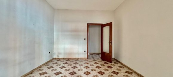 3-salle Appartement à Naples, Italy No. 100811 21