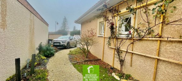 3 bedrooms House in Leyrieu, France No. 64357 36