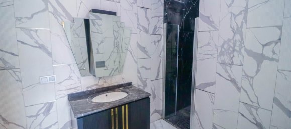 Apartment 4+1 in Oba, Turkey No. 16688 16