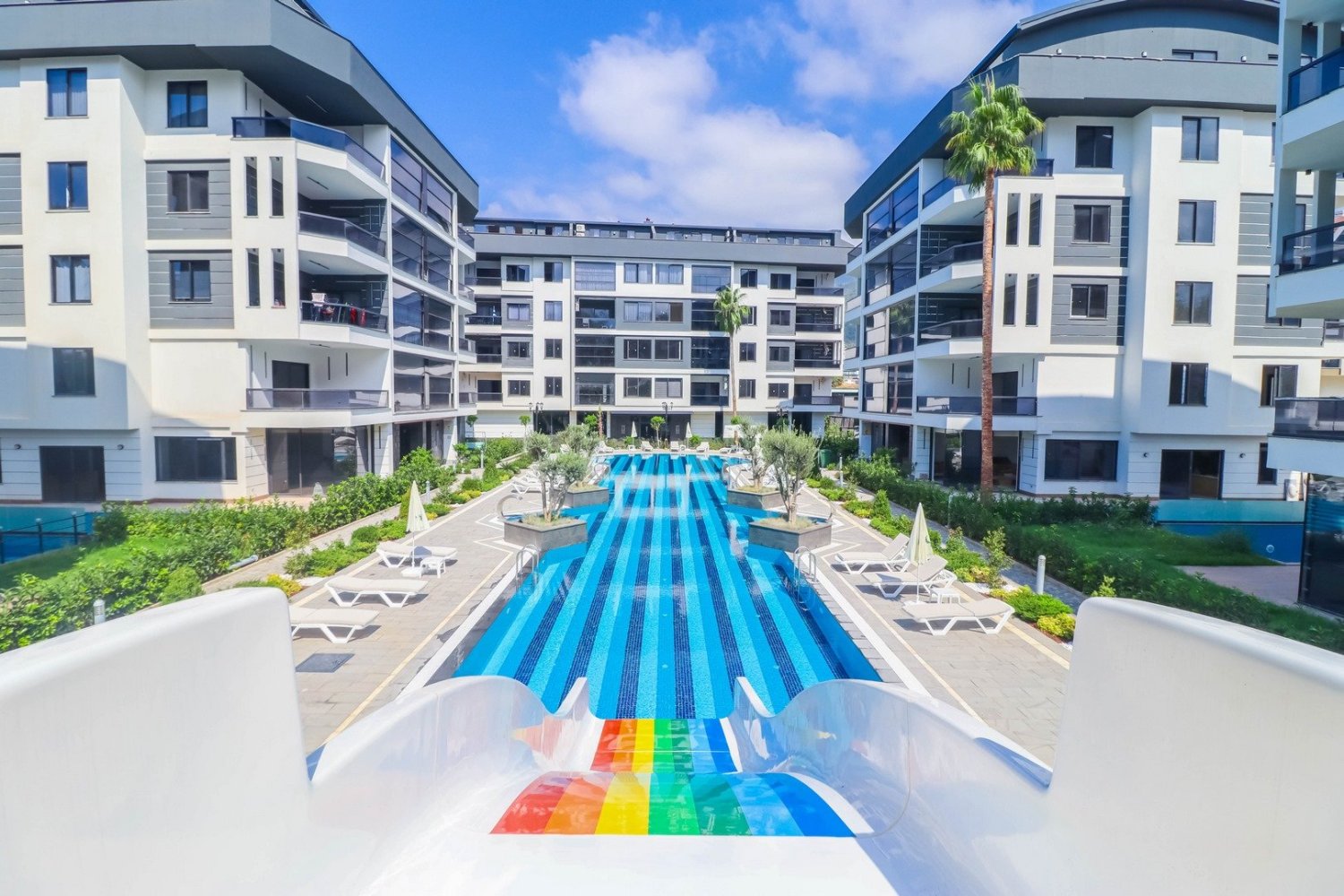 Apartment 4+1 in Oba, Turkey No. 16688