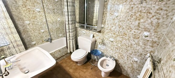 4 bedrooms Apartment in Zaragoza, Spain No. 137395 15