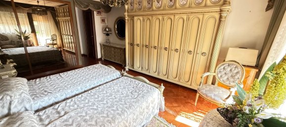 4 bedrooms Apartment in Zaragoza, Spain No. 137395 7