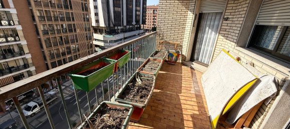 4 bedrooms Apartment in Zaragoza, Spain No. 137395 5