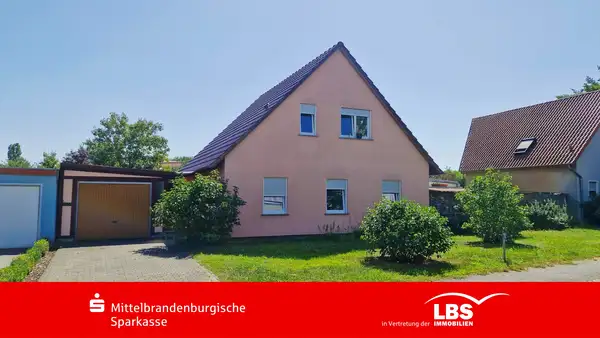 Дом с 4 комнатами в Потсдам-Миттельмарк, Германия № 356332