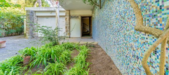 5 bedrooms Villa in Cascais, Portugal No. 124669 3