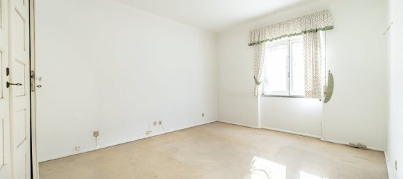 5 bedrooms Villa in Cascais, Portugal No. 124669 13