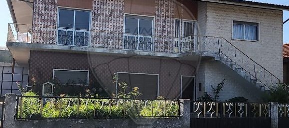 5 bedrooms House in Oliveira do Bairro, Portugal No. 40640 3