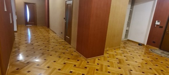 Apartamento de 4 dormitorios en Nasimi, Azerbaijan No. 2067 3