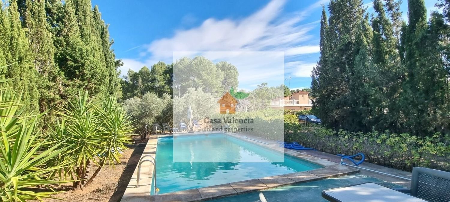 6 bedrooms House in Turis, Spain No. 160082