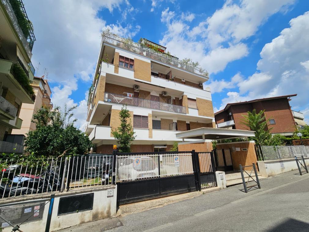 2غرفة شقة في Rome, Italy رقم 296441