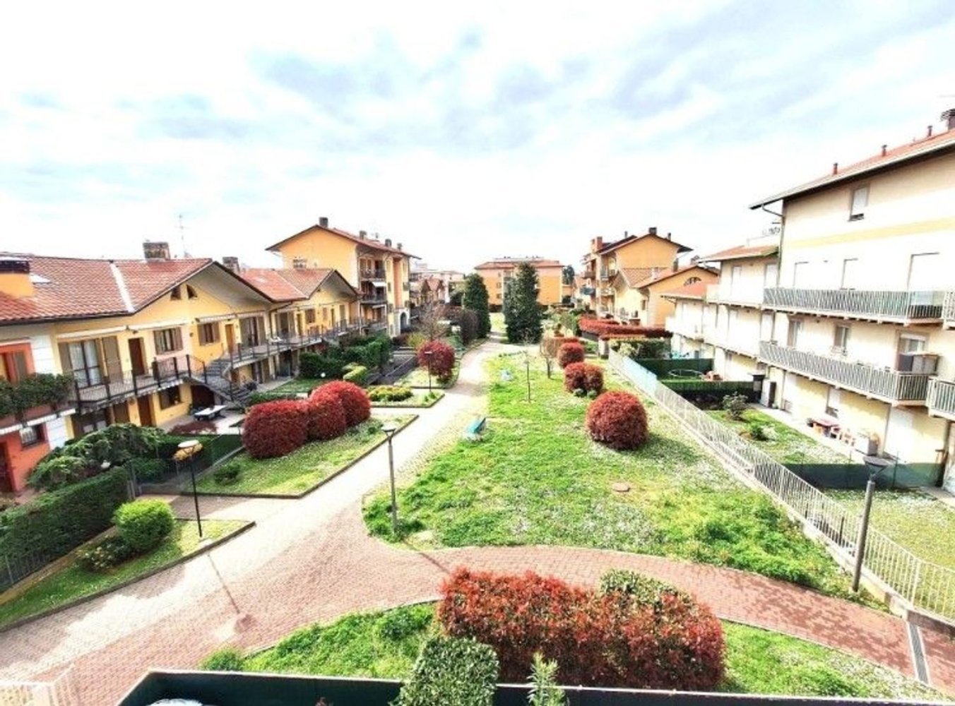 3غرفة شقة في Brembate di Sopra, Italy رقم 180263