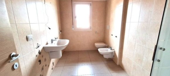 3غرفة شقة في Brembate di Sopra, Italy رقم 180263 4