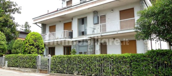 Studio in Pino Torinese, Italy No. 276433 16