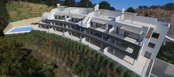 Apartamento de 3 dormitorios en La Quinta, Spain No. 2907 4