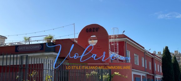 3 rooms Commercial property in Rome, Italy No. 165244 5