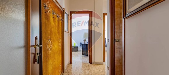 Apartamento T2 em Bari, Italy N.º 179583 12