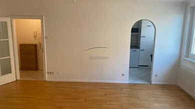 2 rooms Apartment in Favoriten, Austria No. 104892