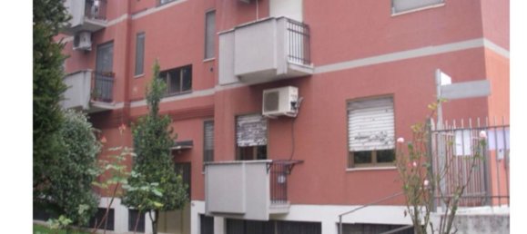 Apartamento de 2 divisões em Rozzano, Italy N.º 13408 2
