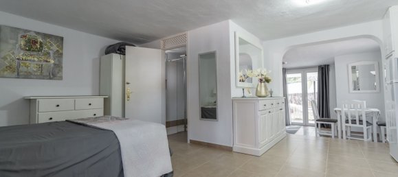 20 bedrooms Villa in Estepona, Spain No. 147560 20