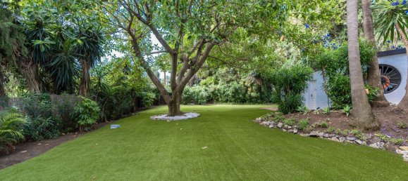 20 bedrooms Villa in Estepona, Spain No. 147560 11