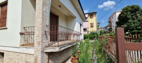 4-Zimmer Haus in Verona, Italy, Nr. 161845 3