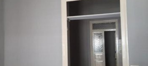 3 rooms Apartment in Palermo, Italy No. 251304 4