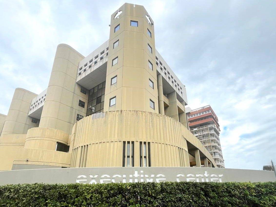 Garaje en Bari, Italy 32 m² No. 23917