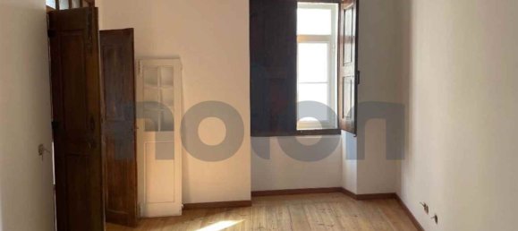 1145m² Building in Portalegre, Portugal No. 140083 2