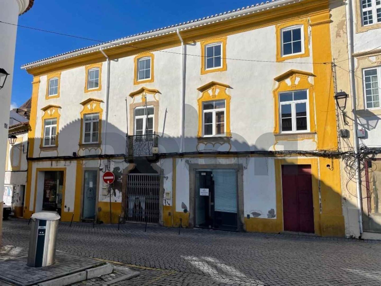 1145m² Building in Portalegre, Portugal No. 140083