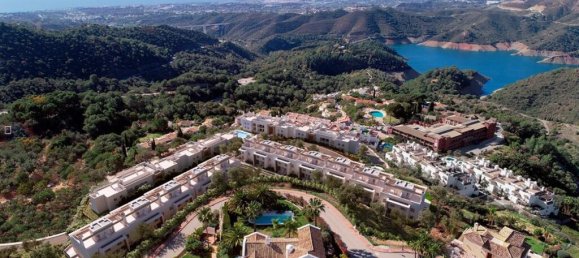 Apartamento de 2 dormitorios en Istán, Spain No. 183229 2