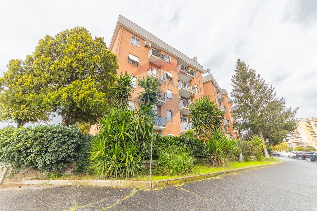 3 rooms Apartment in Guidonia Montecelio, Italy No. 9282