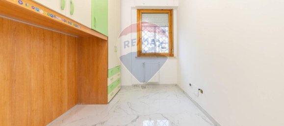 3 rooms Apartment in Guidonia Montecelio, Italy No. 9282 28
