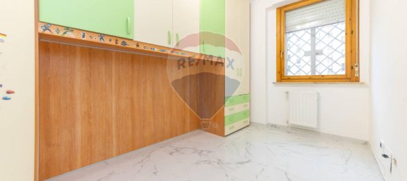 3 rooms Apartment in Guidonia Montecelio, Italy No. 9282 14