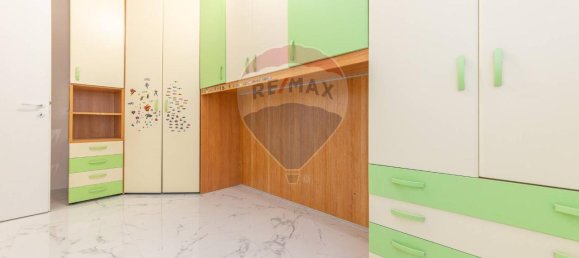 3 rooms Apartment in Guidonia Montecelio, Italy No. 9282 32