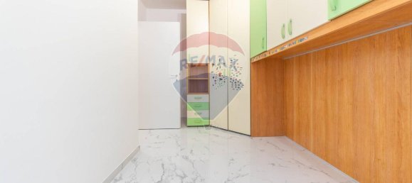 3 rooms Apartment in Guidonia Montecelio, Italy No. 9282 30