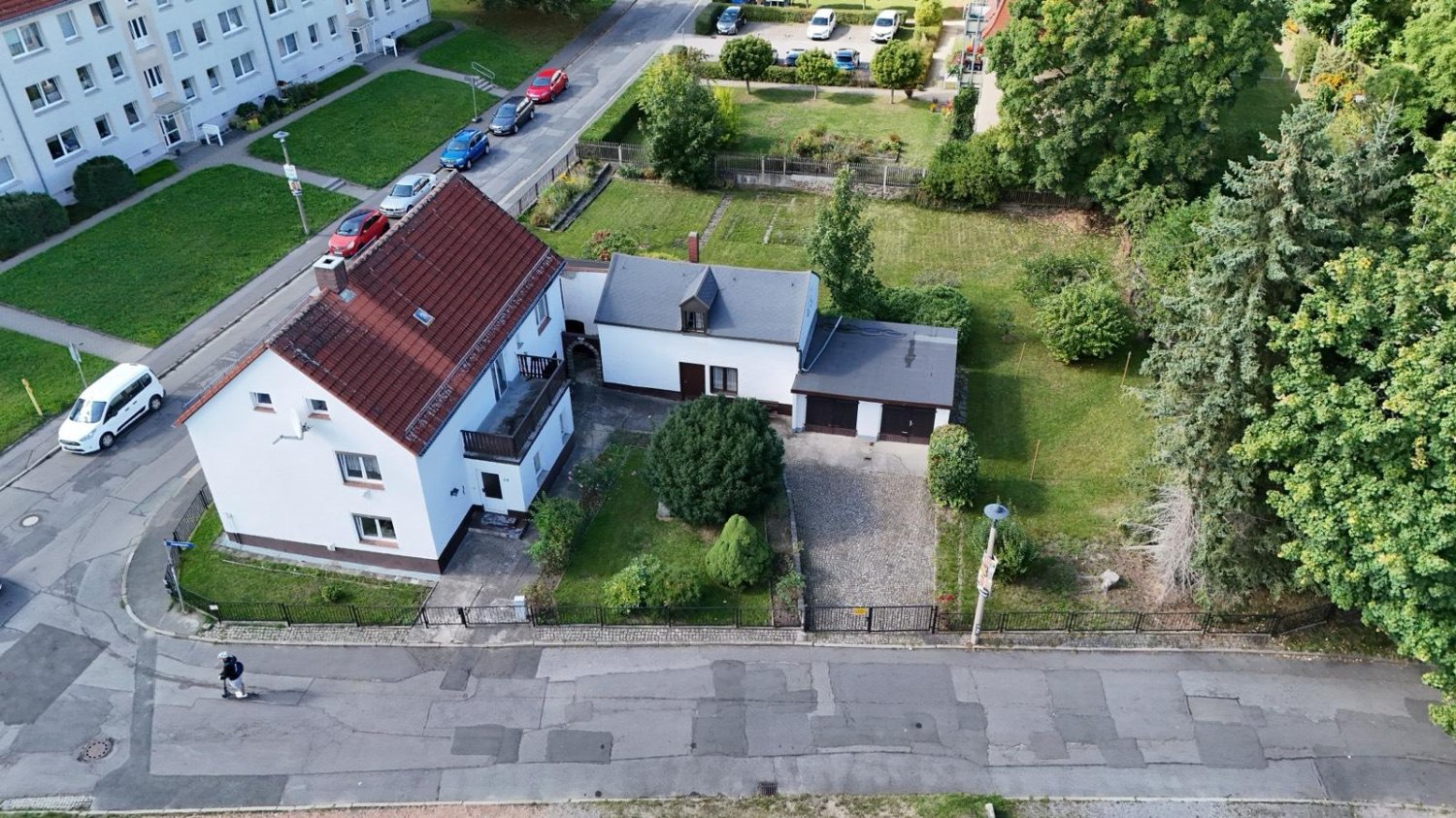 Земельный участок 150м² в Средняя Саксония, Германия № 296435