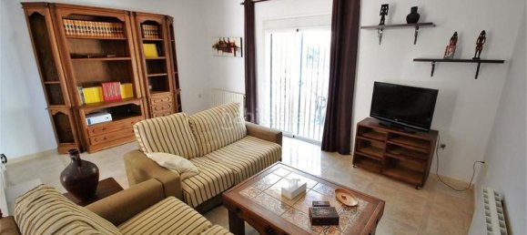 2 bedrooms Townhouse in Benahavis, Spain No. 122813 2