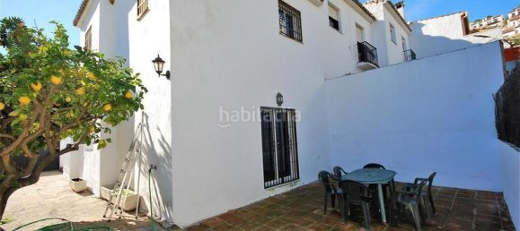 2 bedrooms Townhouse in Benahavis, Spain No. 122813 14