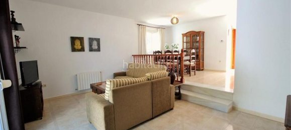 2 bedrooms Townhouse in Benahavis, Spain No. 122813 3