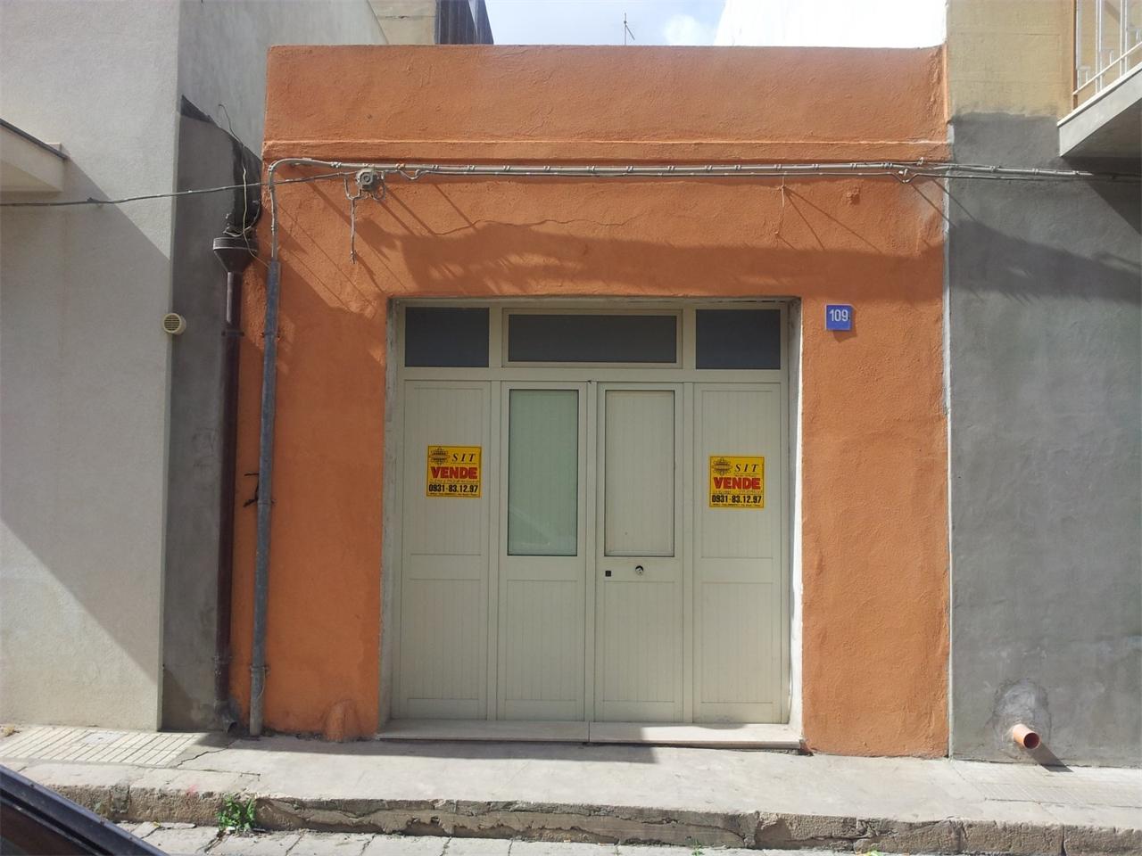 2 rooms House in Pachino, Italy No. 139907
