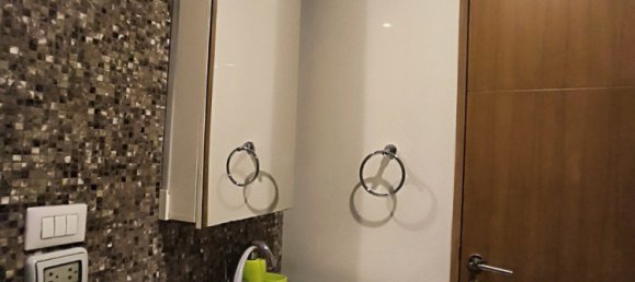 2 bedrooms Condo in Pattaya, Thailand No. 185 12