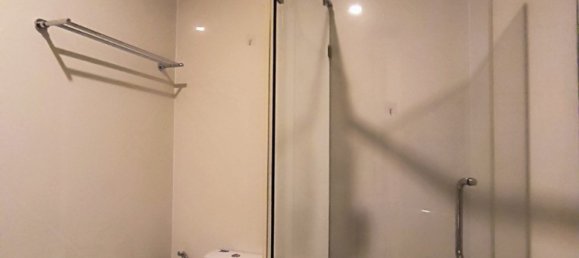 2 bedrooms Condo in Pattaya, Thailand No. 185 11